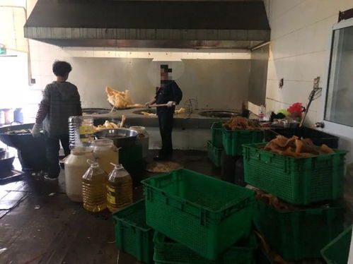 觸目驚心 平湖這家食品工廠被查 現(xiàn)場發(fā)現(xiàn)200多公斤